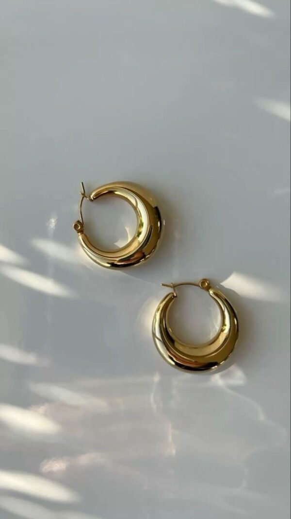 Round hoops